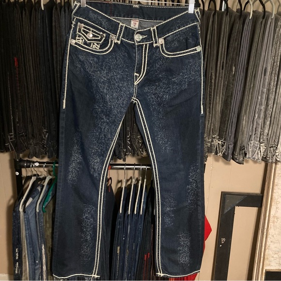 Rare! True Religion Straight Ropestitch in “INDIGO GLASS” wash 32x33 - Picture 3 of 7